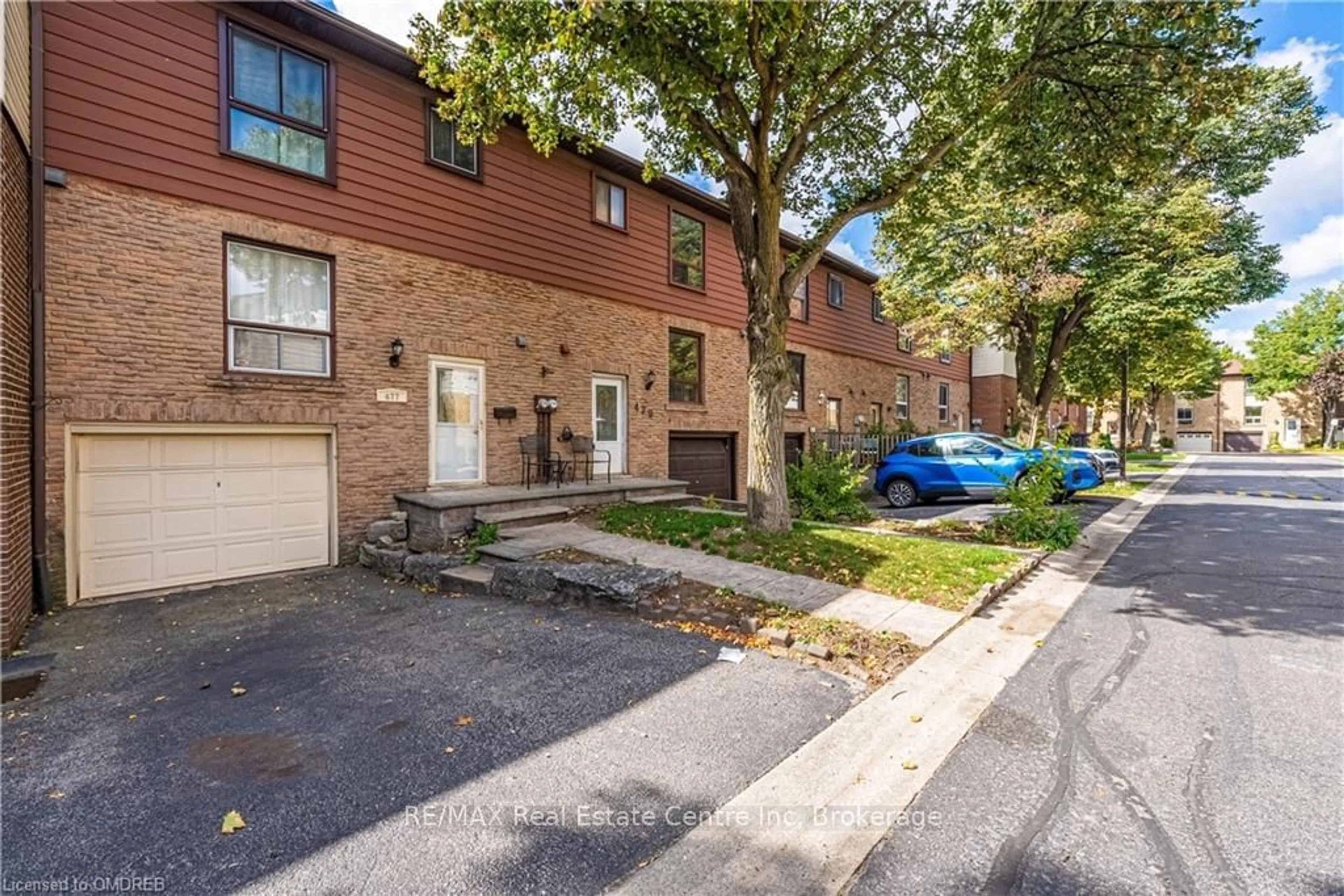 A pic from exterior of the house or condo, the street view for 479 ONTARIO St #59, Milton Ontario L9T 3J4