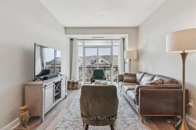 Additional property image - 216 OAK PARK BLVD Blvd Unit 302
