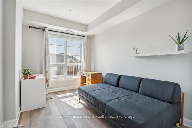 Additional property image - 216 OAK PARK BLVD Blvd Unit 302