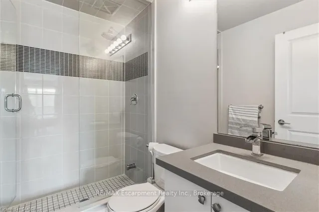 Additional property image - 216 OAK PARK BLVD Blvd Unit 302