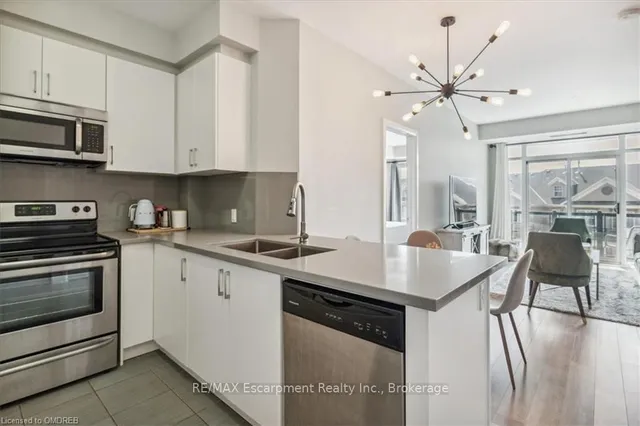 Additional property image - 216 OAK PARK BLVD Blvd Unit 302