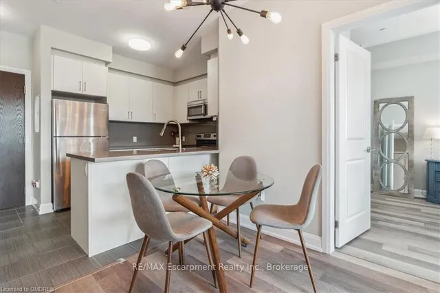 Additional property image - 216 OAK PARK BLVD Blvd Unit 302