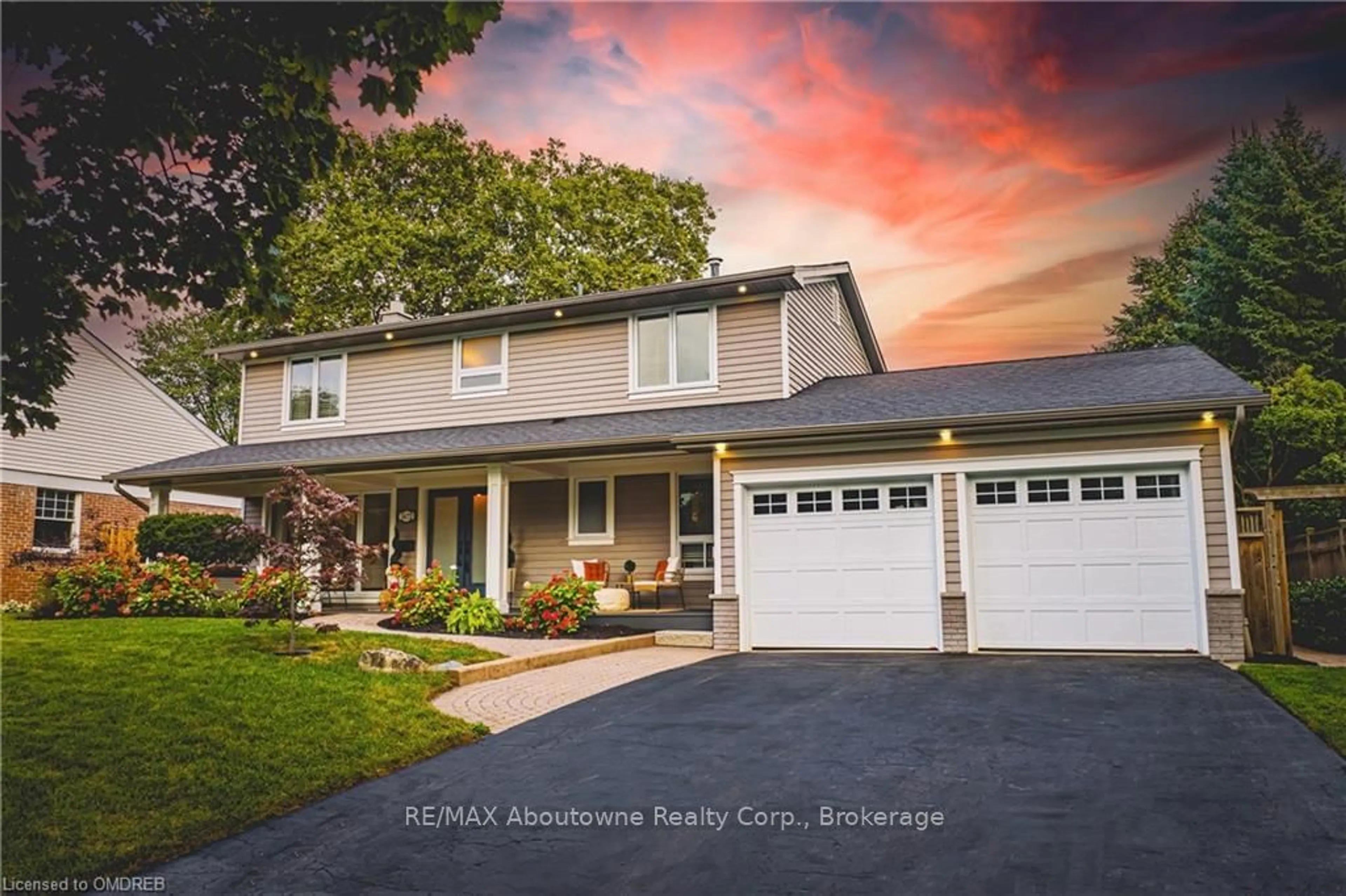 Frontside or backside of a home, the street view for 3472 SPRUCE Ave, Burlington Ontario L7N 1K3