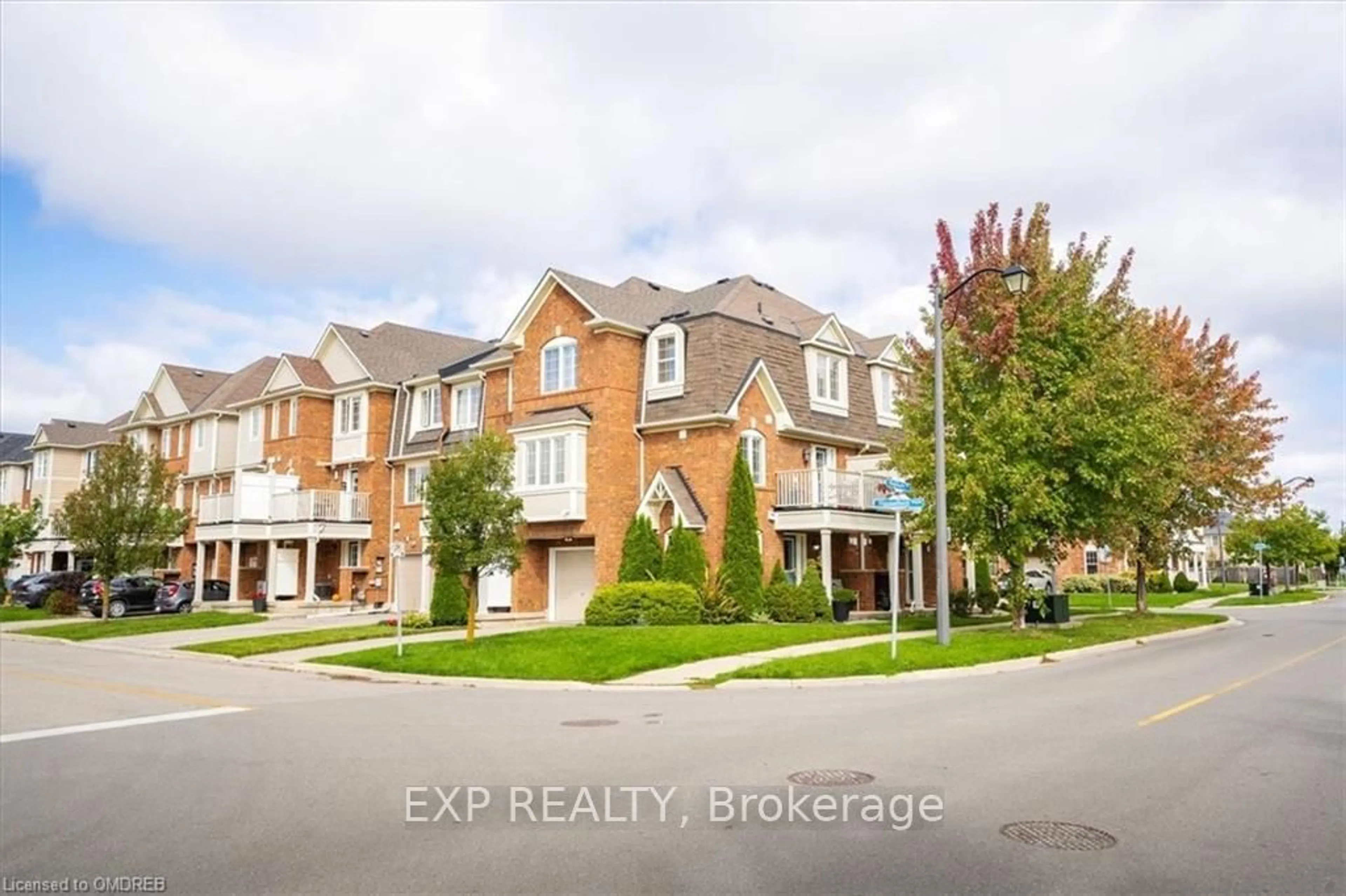 A pic from exterior of the house or condo, the street view for 949 HASSELFELDT Hts, Milton Ontario L9T 0M5