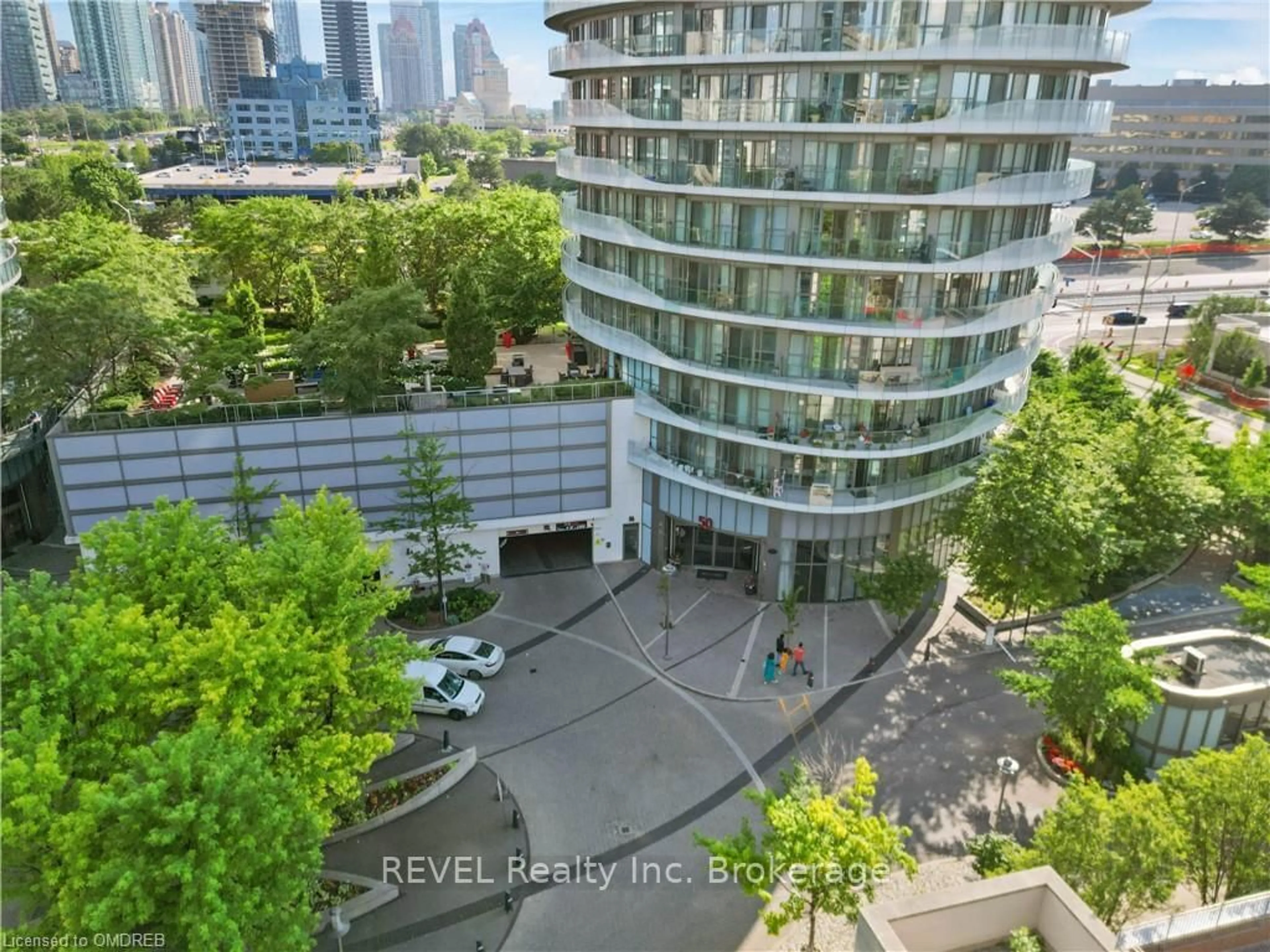 A pic from exterior of the house or condo, the street view for 50 ABSOLUTE Ave #PH3 - 5, Mississauga Ontario L4Z 0A8