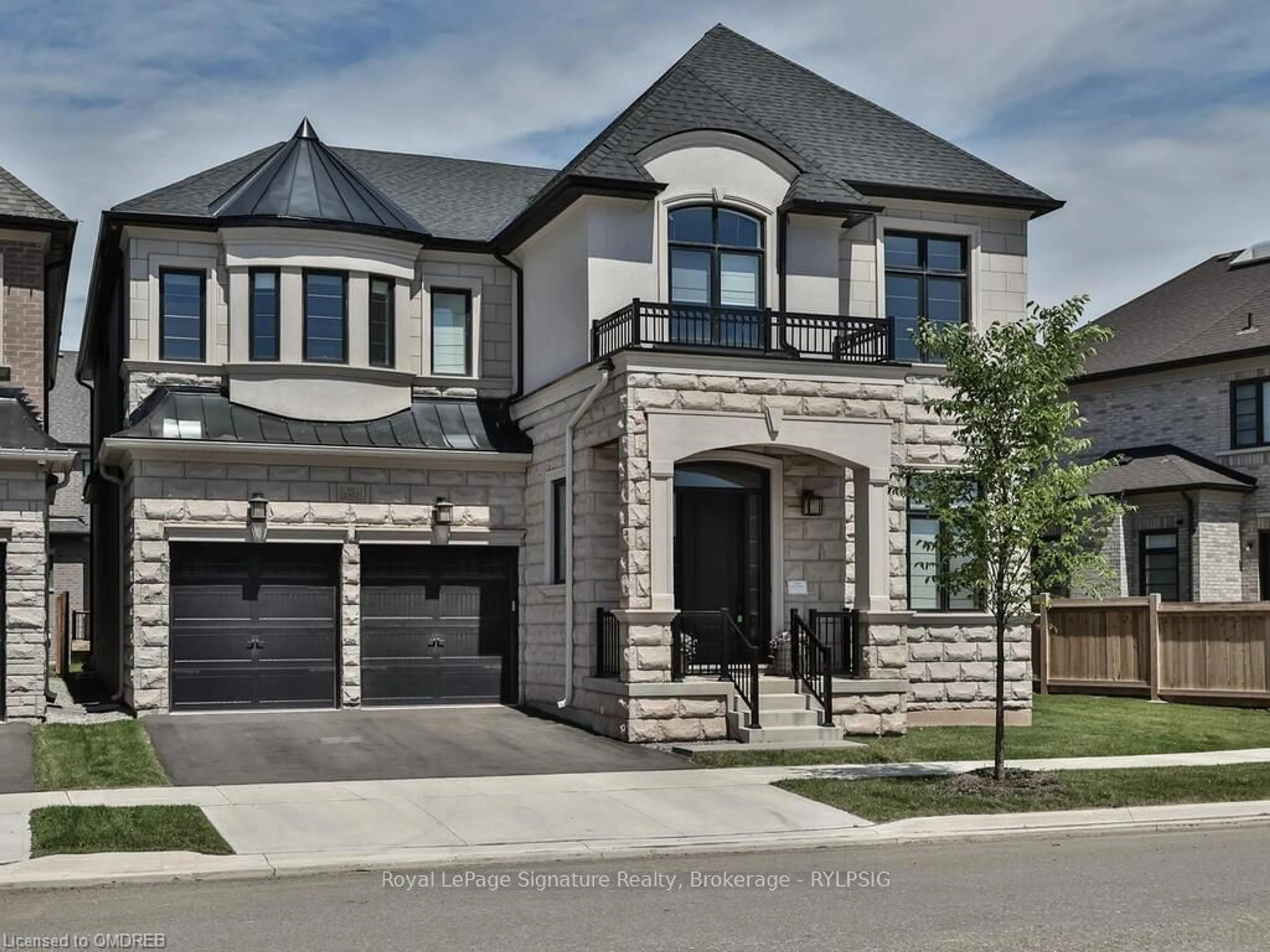 Home with brick exterior material for 2302 HYACINTH Cres, Oakville Ontario L6M 5M9