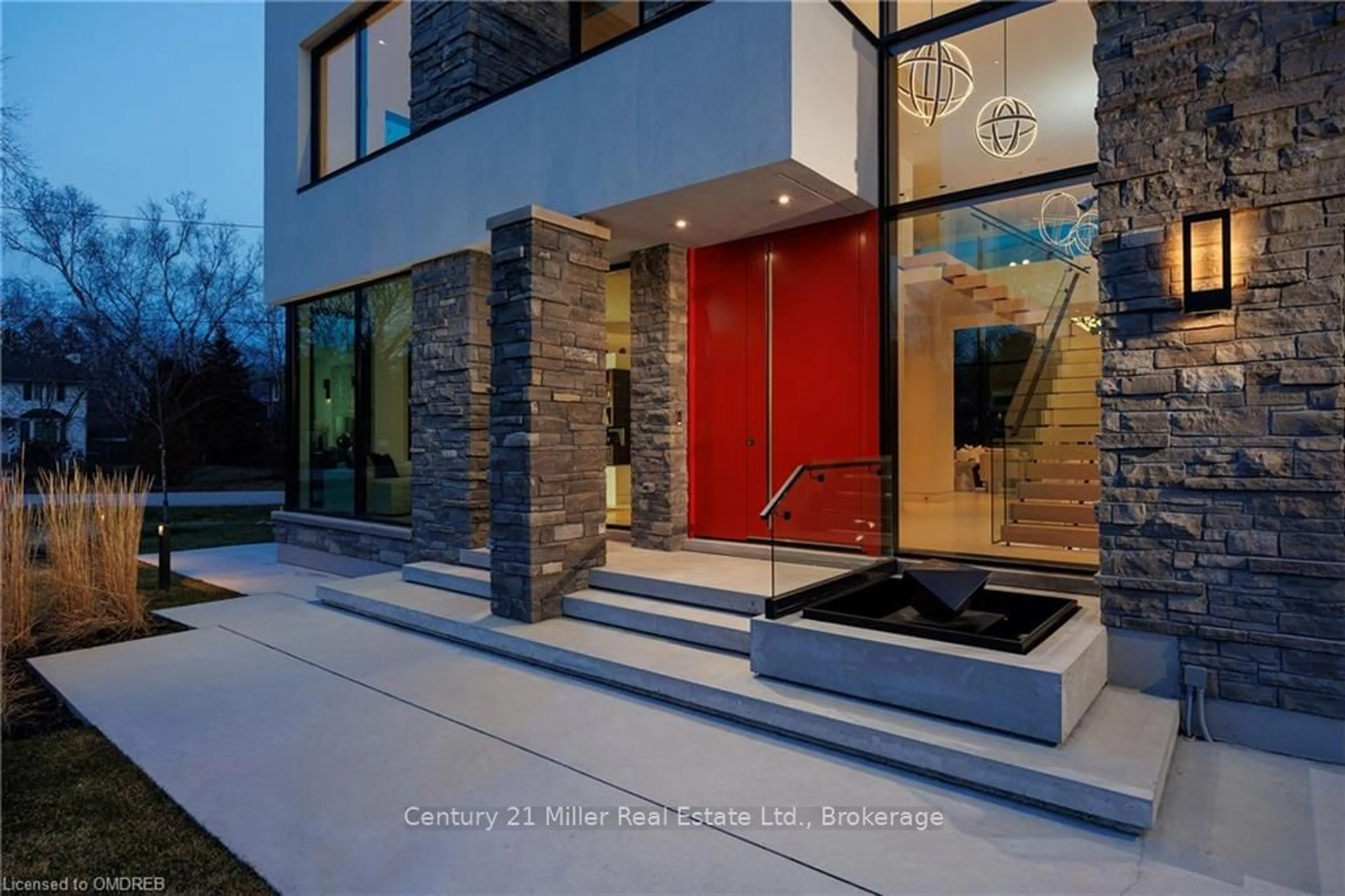 Indoor entryway, cement floor for 2048 ARDLEIGH Rd, Oakville Ontario L6J 4W8