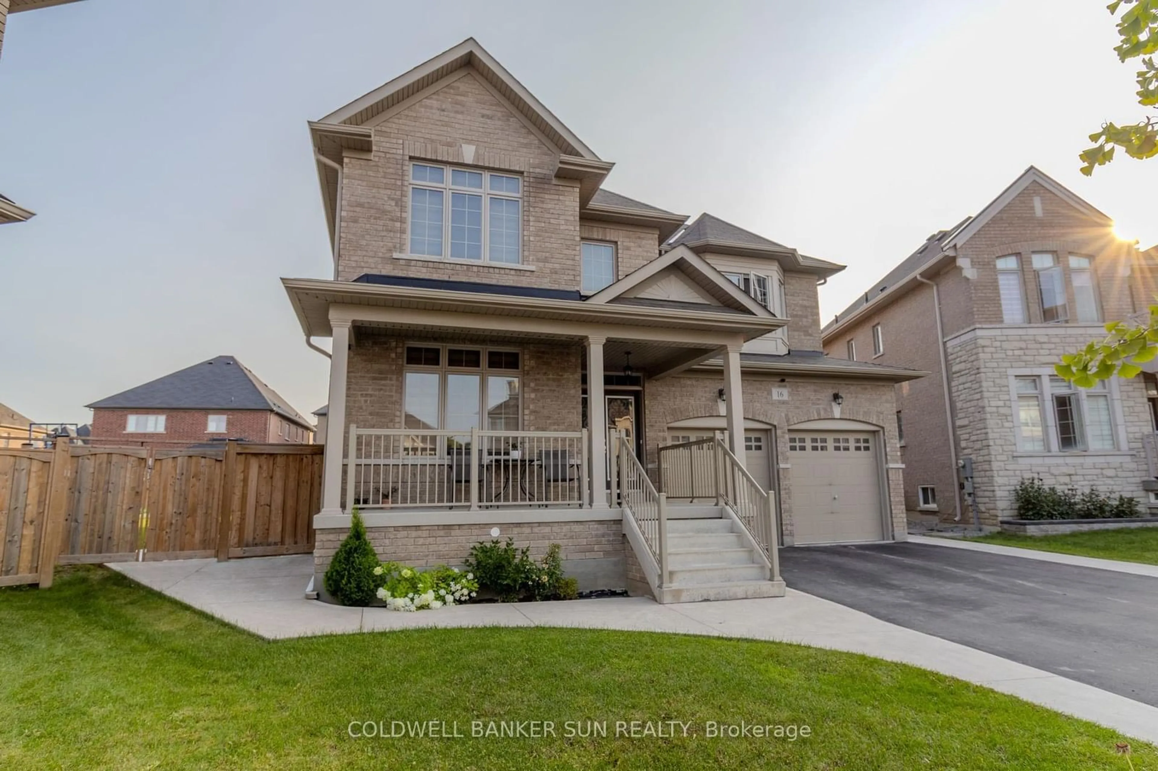 Frontside or backside of a home, the street view for 16 Archway Tr, Brampton Ontario L6P 4G8