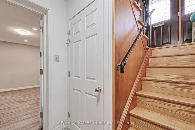 Additional property image - 16 Muskoka Ave