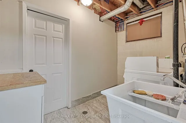 Additional property image - 16 Muskoka Ave