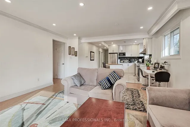 Additional property image - 16 Muskoka Ave
