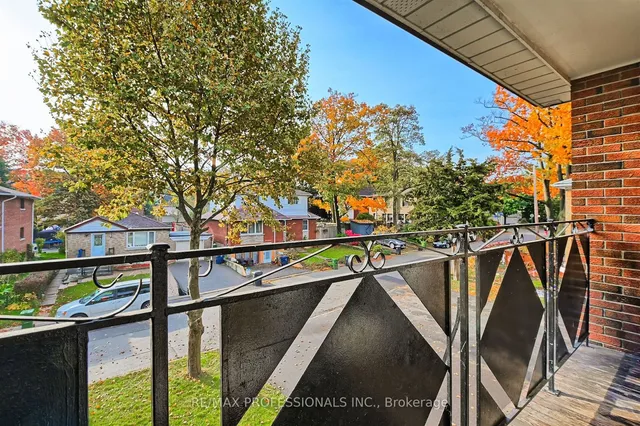 Additional property image - 16 Muskoka Ave