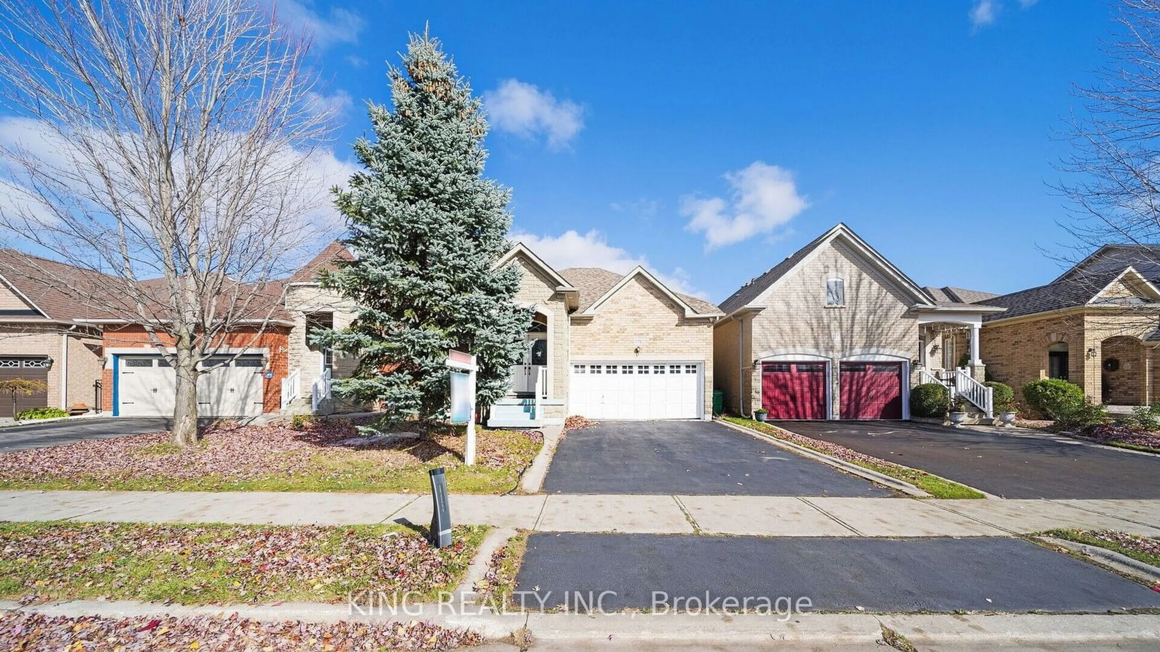 Frontside or backside of a home, the street view for 119 Edenbrook Hill Dr, Brampton Ontario L7A 2R2