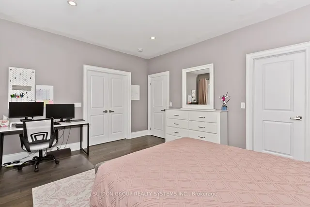 Additional property image - 15 Old Oak Dr