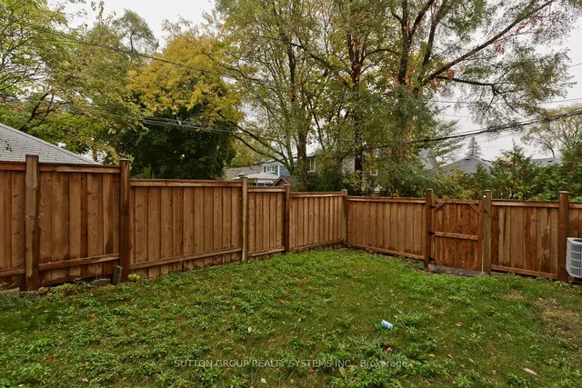 Additional property image - 15 Old Oak Dr
