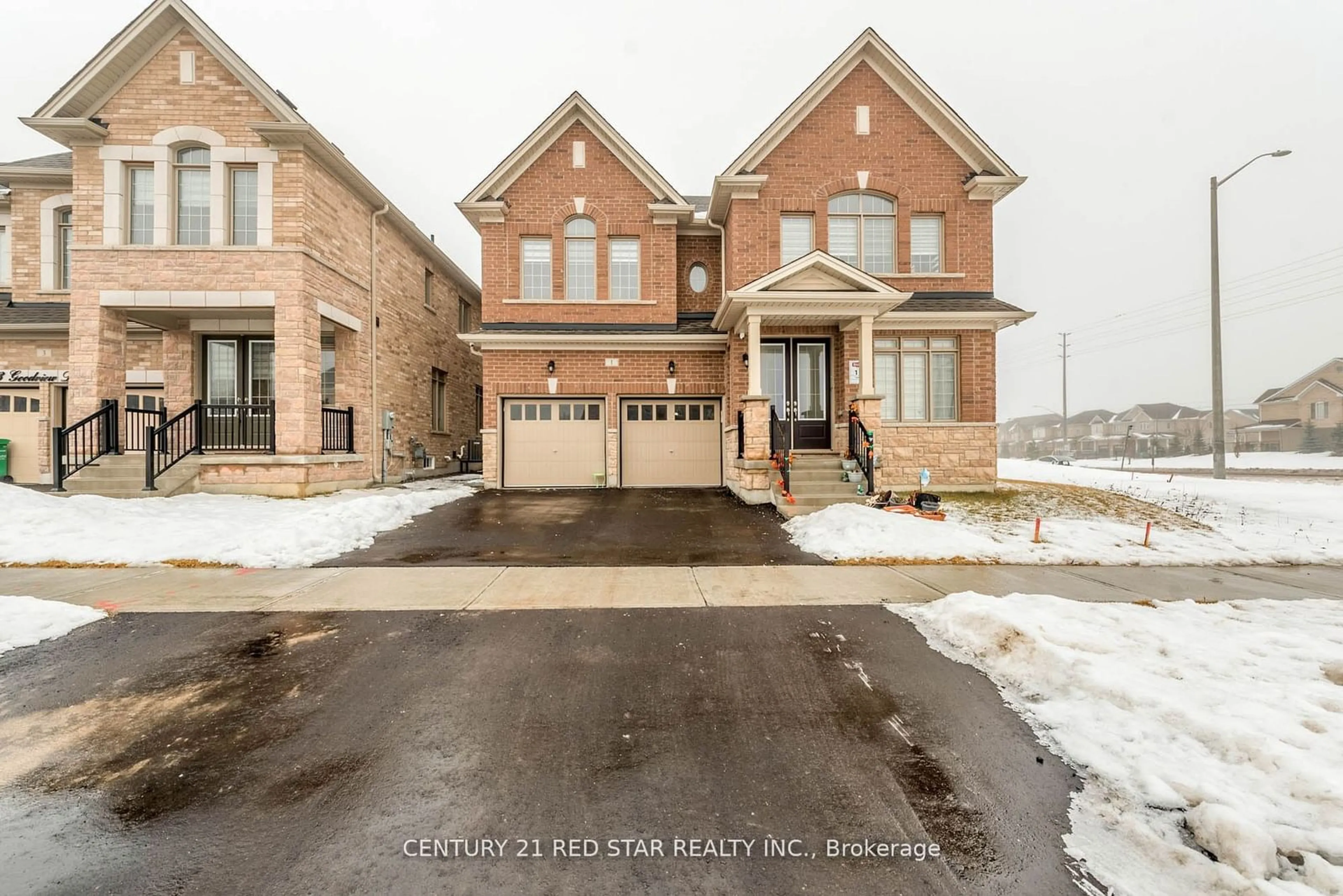 A pic from exterior of the house or condo, the street view for 1 Goodview Dr, Brampton Ontario L6R 4C5