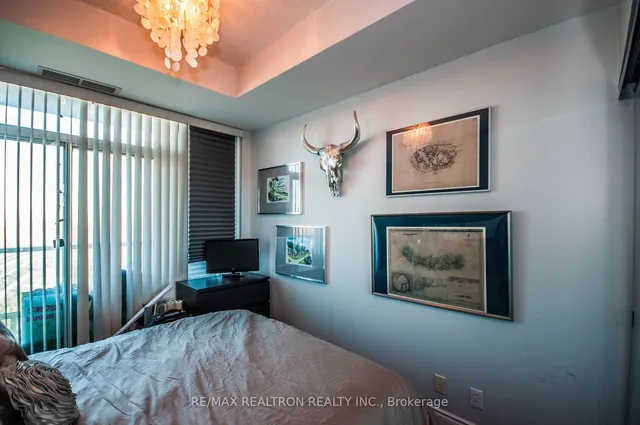 Additional property image - 1900 Lake Shore Blvd Unit 1709