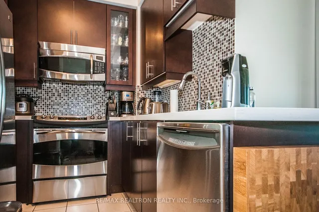 Additional property image - 1900 Lake Shore Blvd Unit 1709