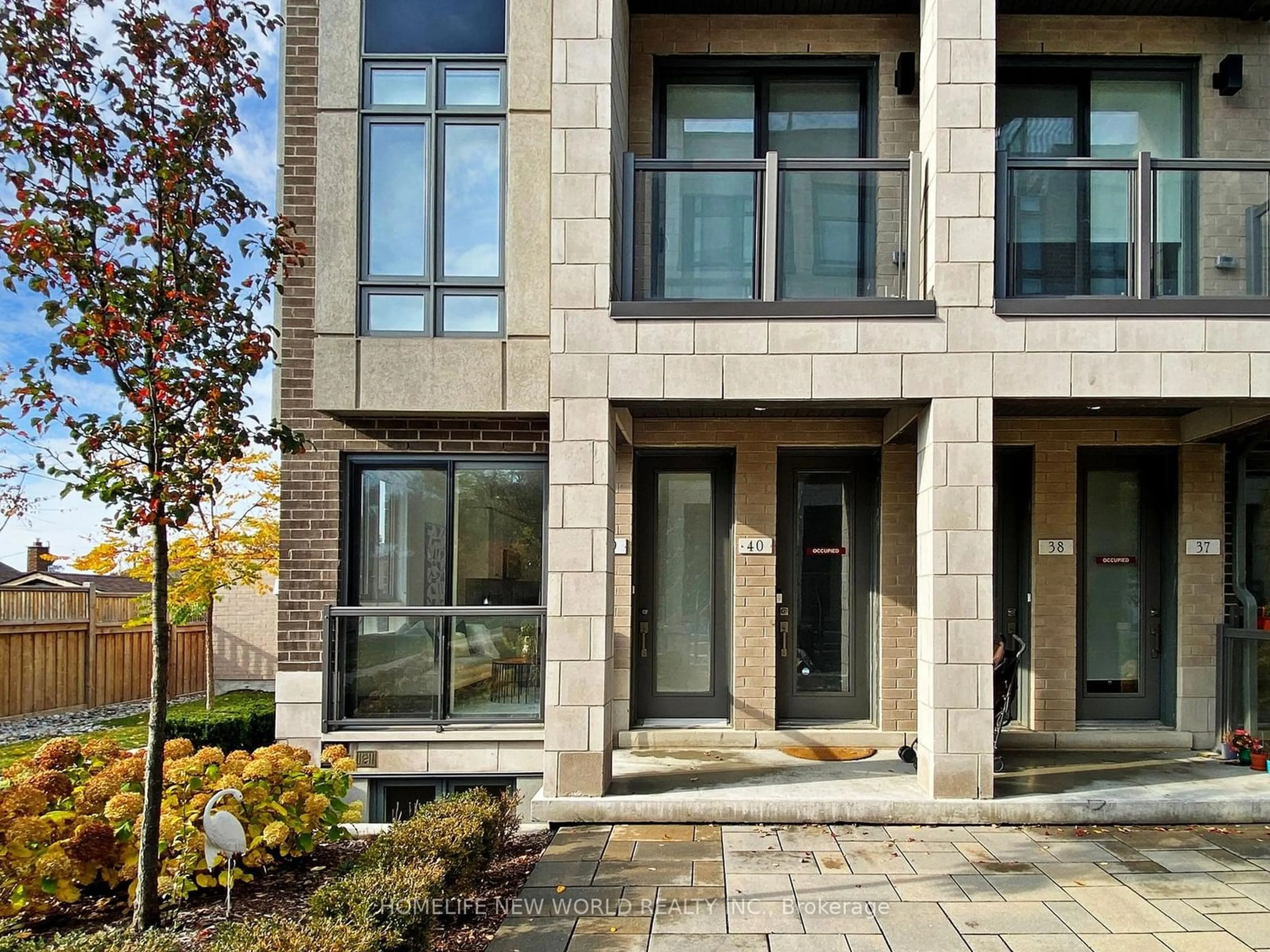 Home with brick exterior material for 717 Lawrence Ave #39, Toronto Ontario M6A 0C6