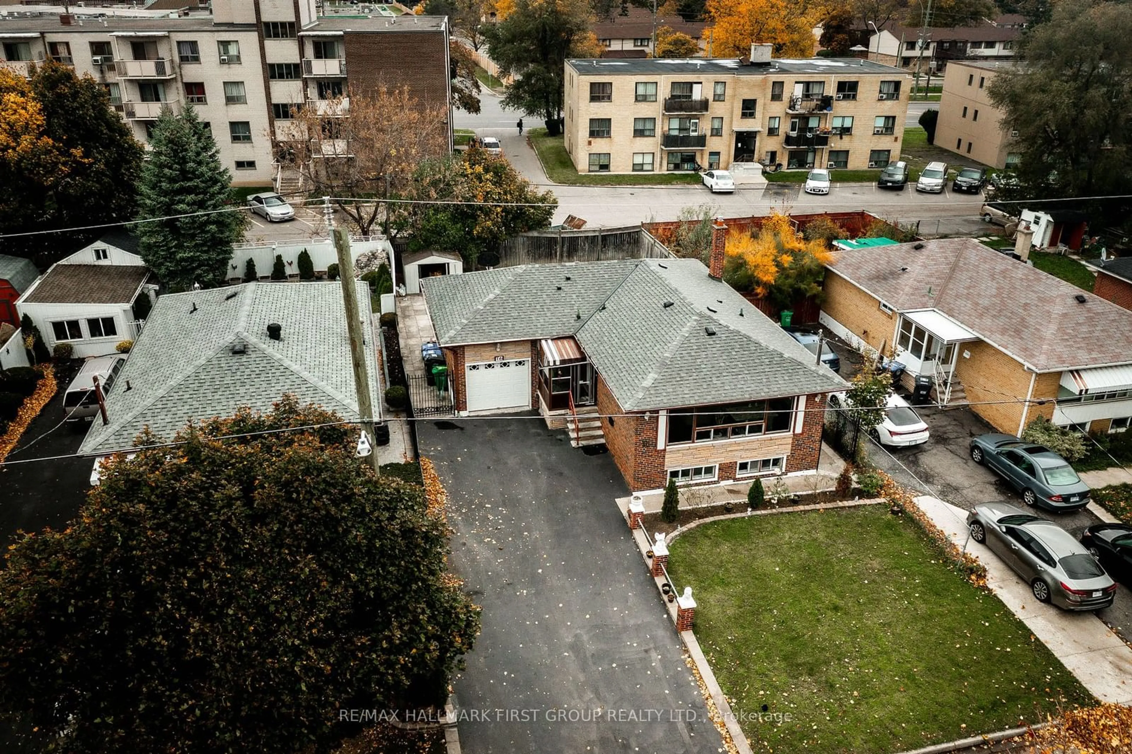 A pic from exterior of the house or condo, the street view for 16 Brisco St, Brampton Ontario L6V 1W8