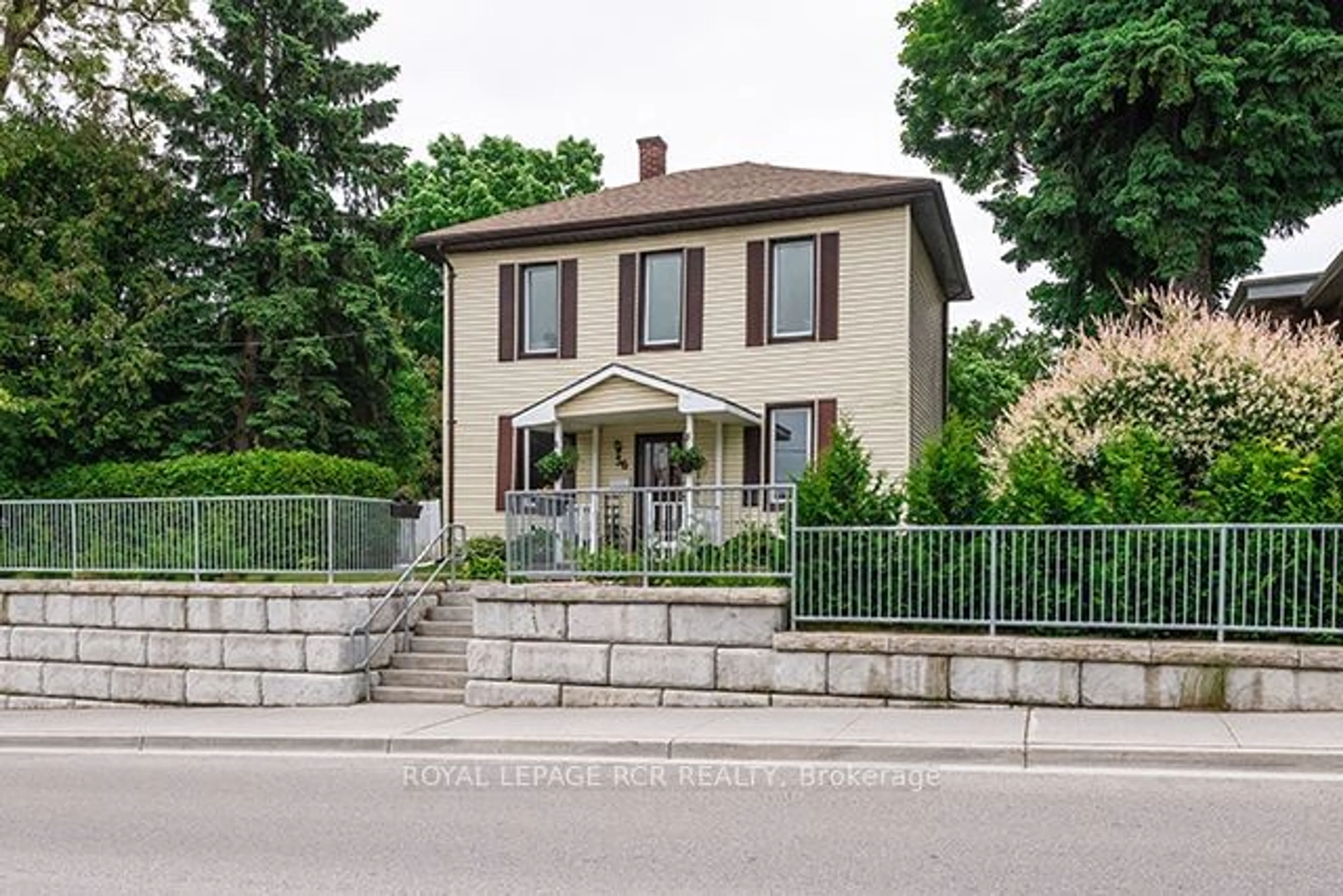 Frontside or backside of a home, the street view for 36 Second Ave, Orangeville Ontario L9W 1H6