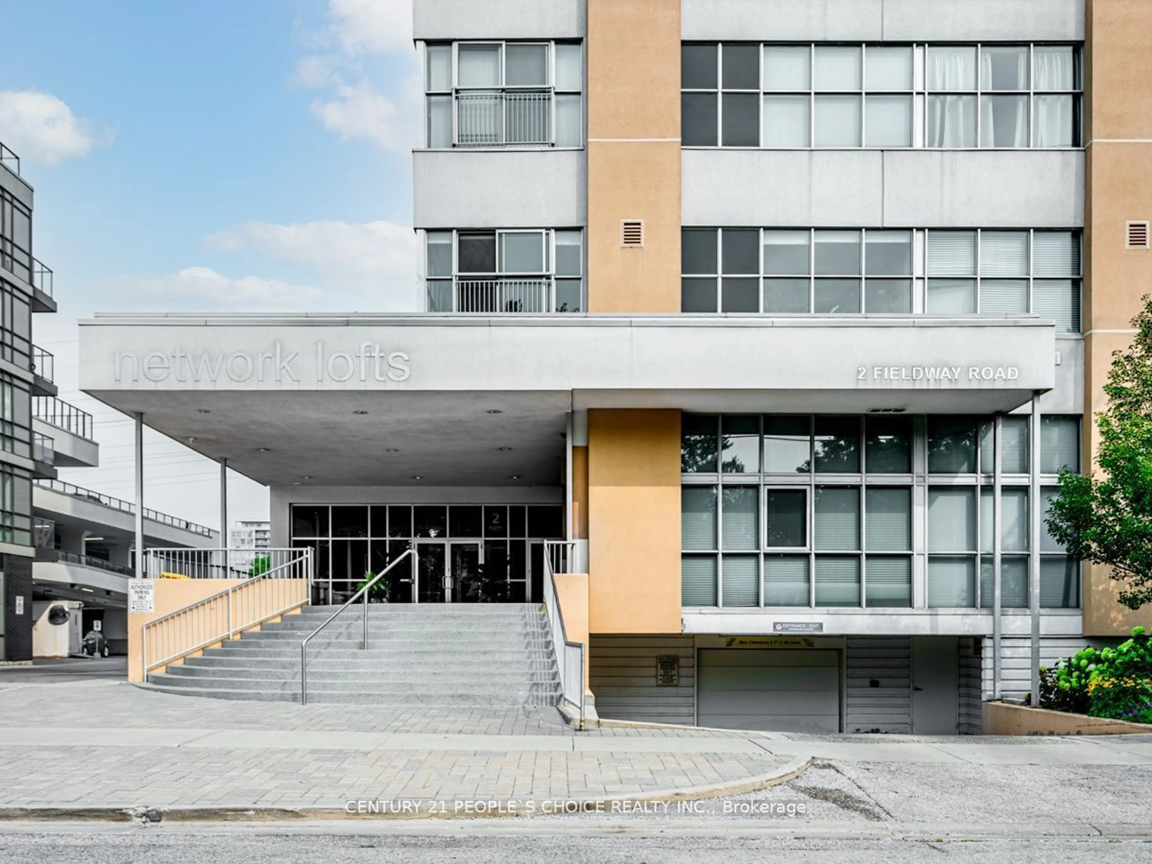 Indoor foyer for 2 Fieldway Rd #218, Toronto Ontario M8Z 0B9