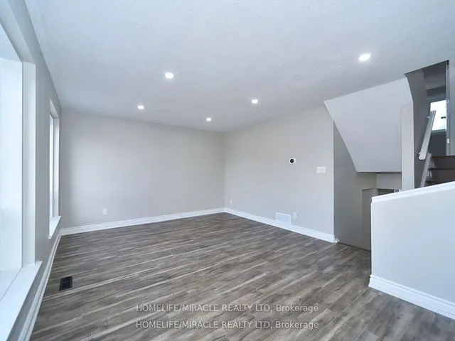 Additional property image - 6429 Finch Ave Unit 82