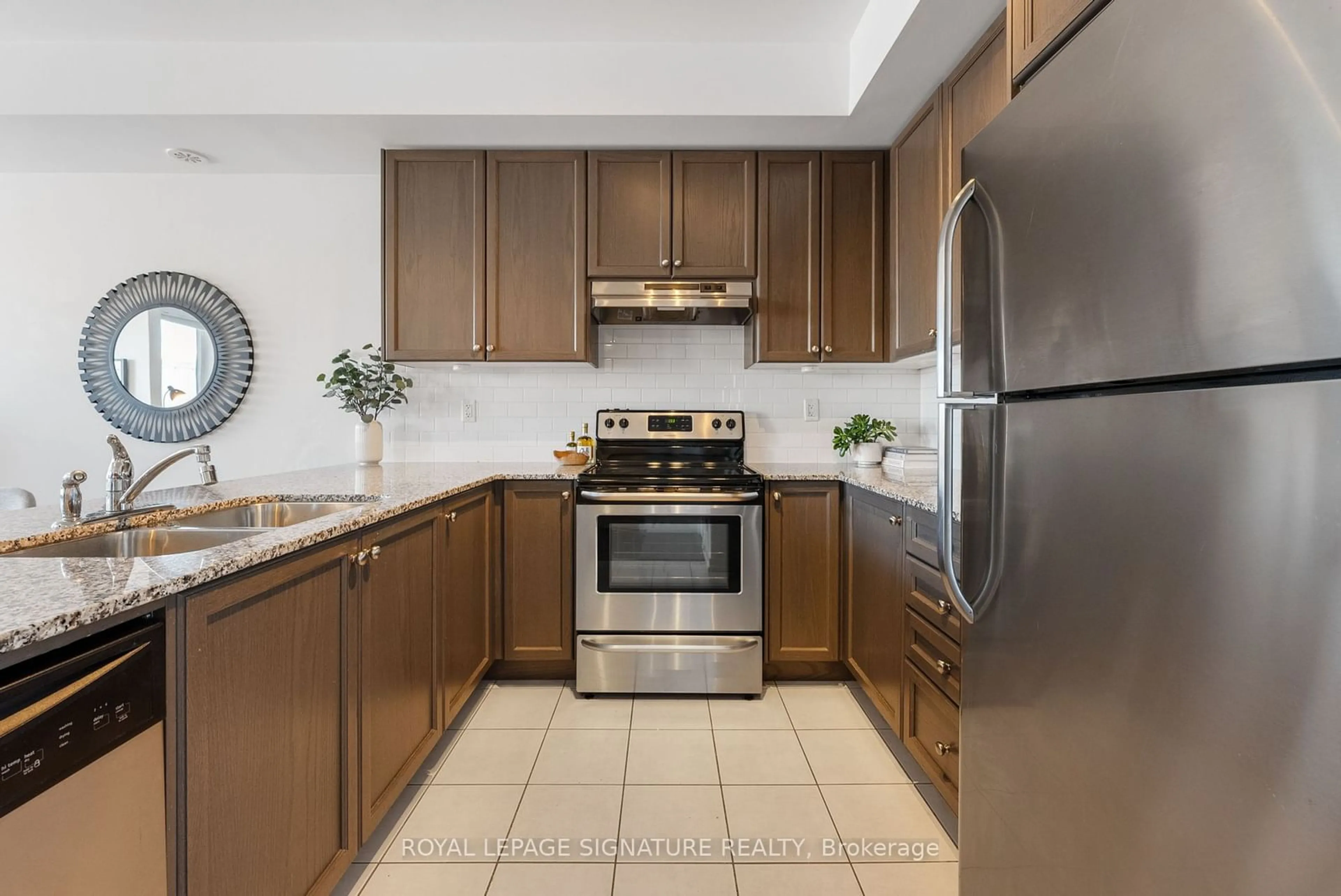 Standard kitchen, ceramic floors for 10 Drummond St #507, Toronto Ontario M8V 1Y8