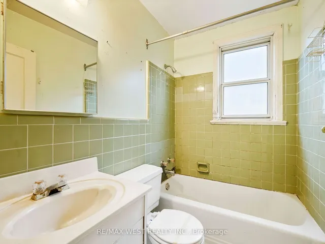 Additional property image - 4 Allen Ave