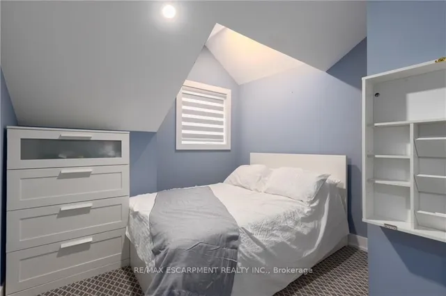 Additional property image - 676 Bayshore Blvd