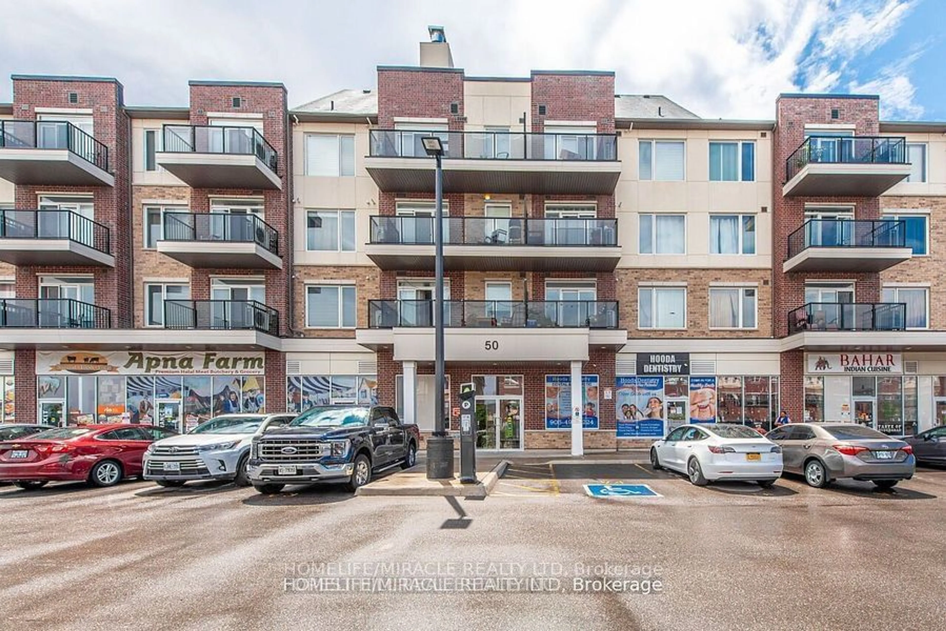 A pic from exterior of the house or condo, the front or back of building for 50 Sky Harbour Dr #310, Brampton Ontario L6Y 6B8