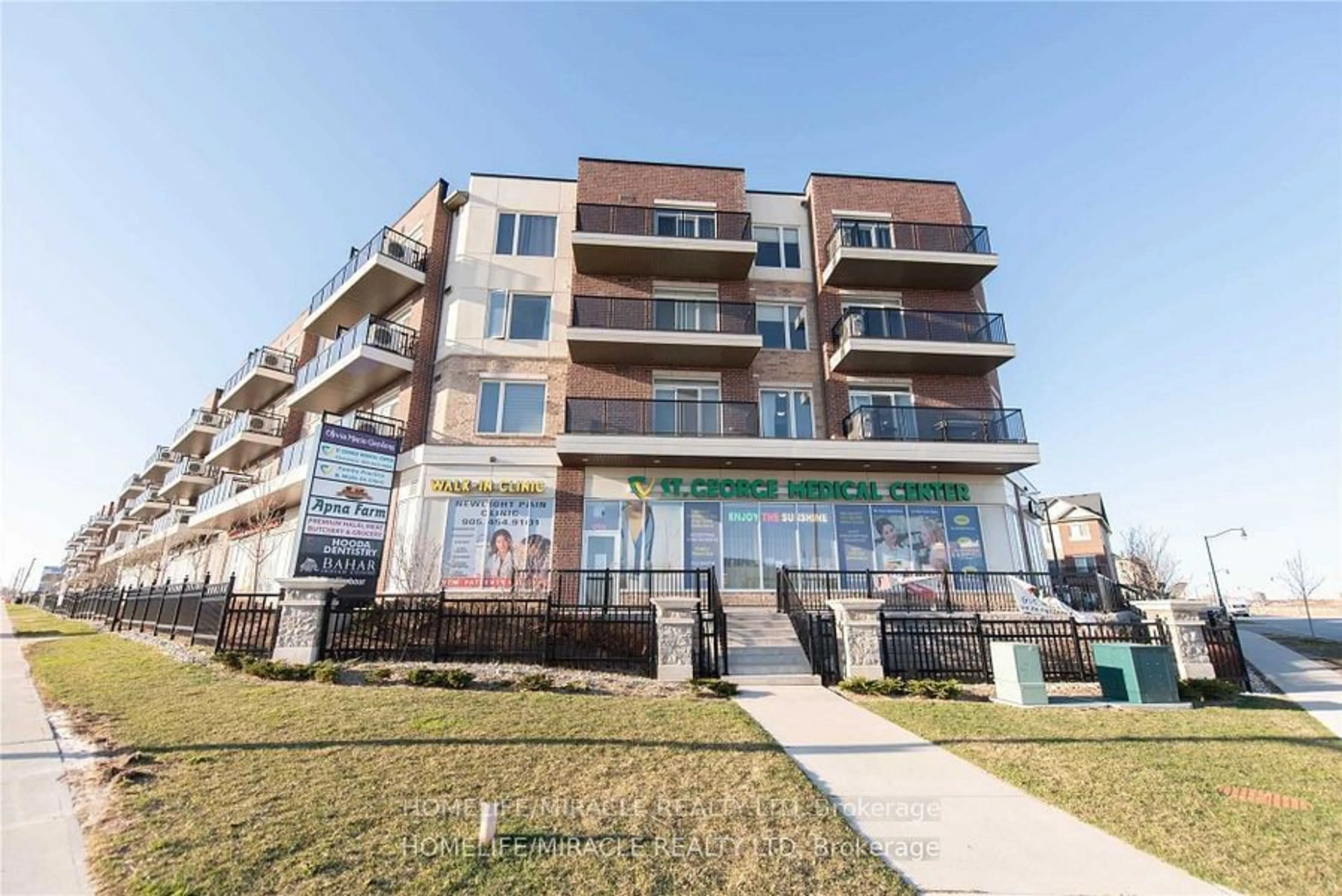 A pic from exterior of the house or condo, the front or back of building for 50 Sky Harbour Dr #310, Brampton Ontario L6Y 6B8