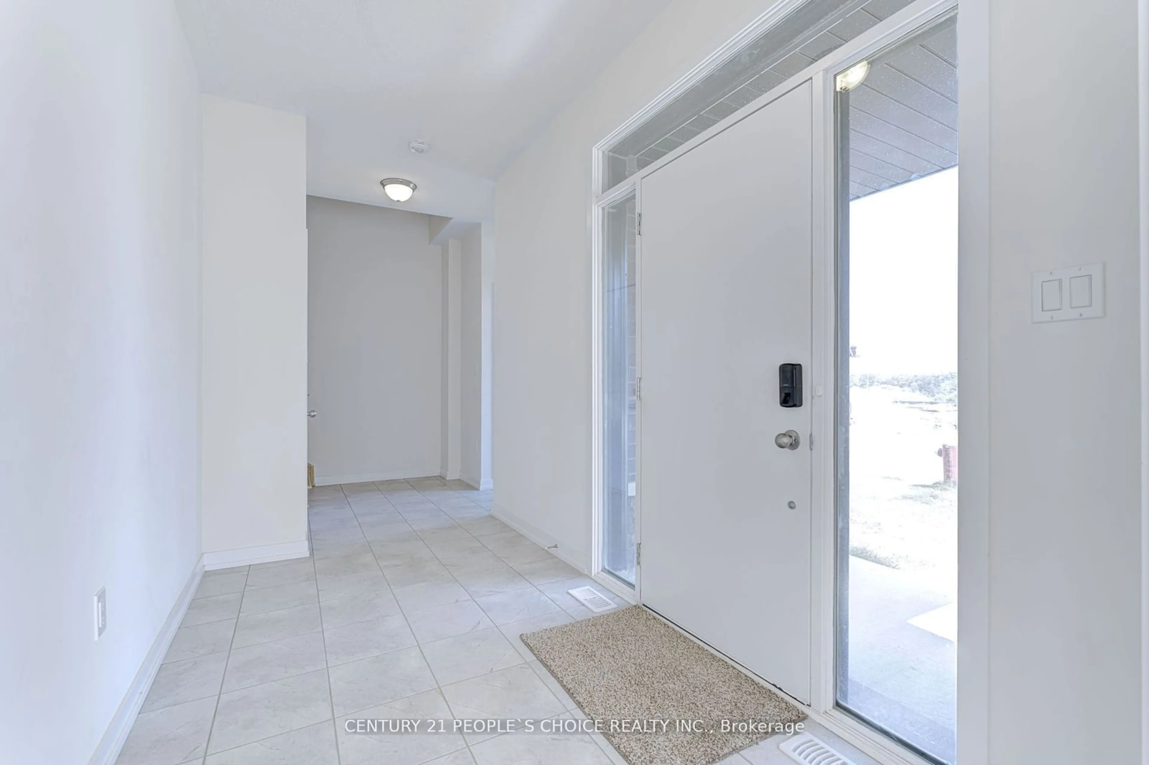 Indoor entryway, not visible floor for 1561 Hilson Hts, Milton Ontario L9T 7E7