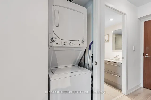 Additional property image - 160 Flemington Rd Unit 512