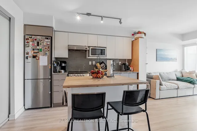 Additional property image - 160 Flemington Rd Unit 512