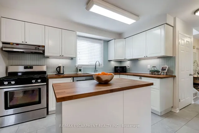 Additional property image - 1098 Stephenson Dr