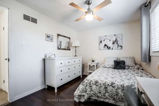 Additional property image - 1098 Stephenson Dr