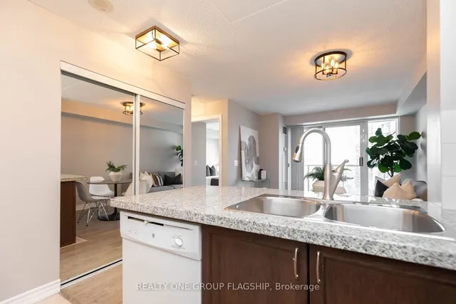 Additional property image - 5 Michael Power Pl Unit 1001