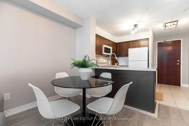 Additional property image - 5 Michael Power Pl Unit 1001