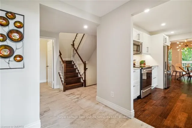 Additional property image - 1513 UPPER MIDDLE Rd Unit 3