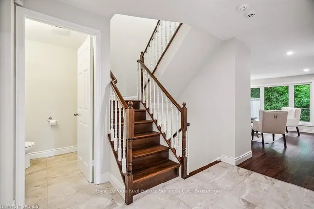 Additional property image - 1513 UPPER MIDDLE Rd Unit 3