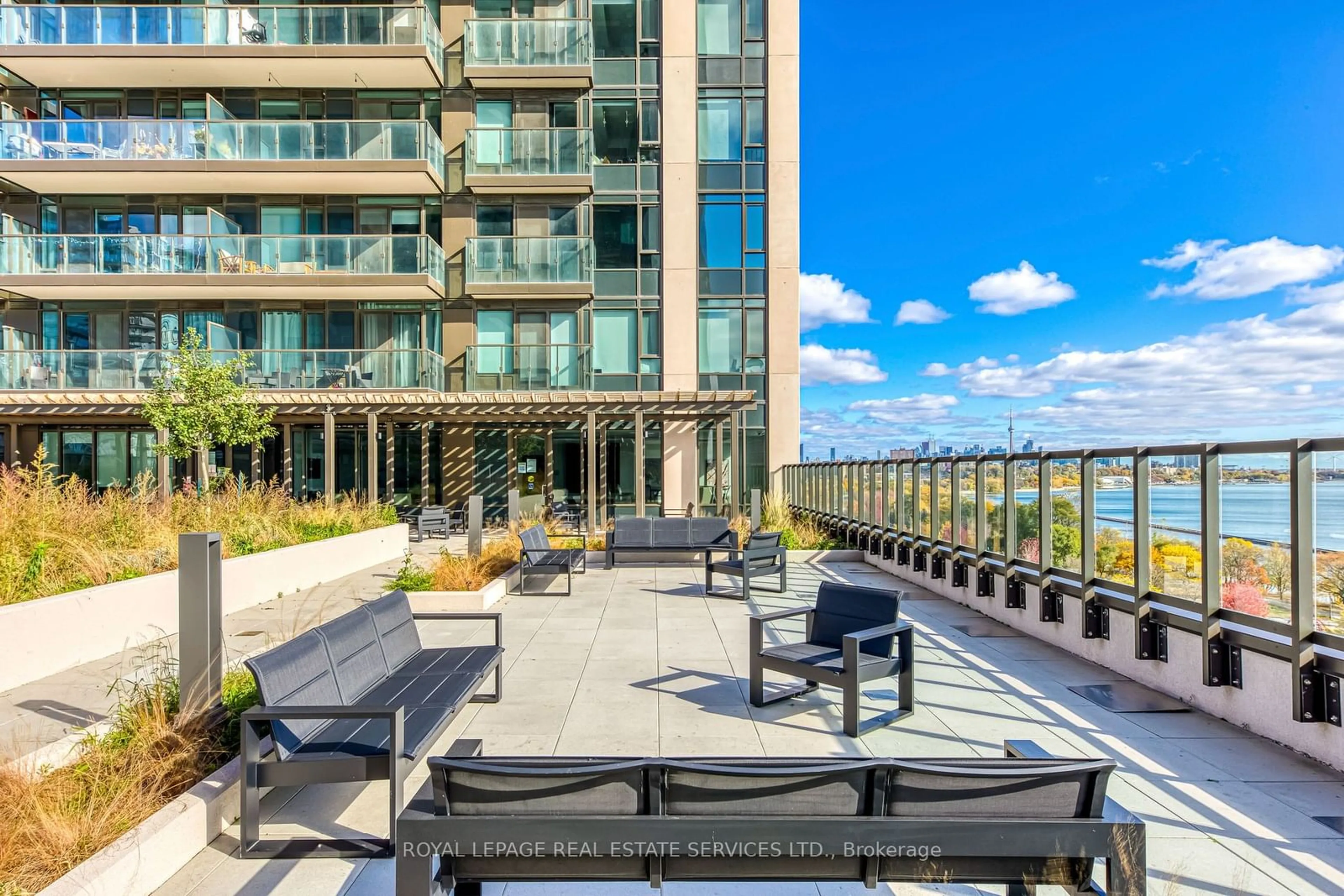 Patio for 1926 Lake Shore Blvd #1805, Toronto Ontario M6S 1A1