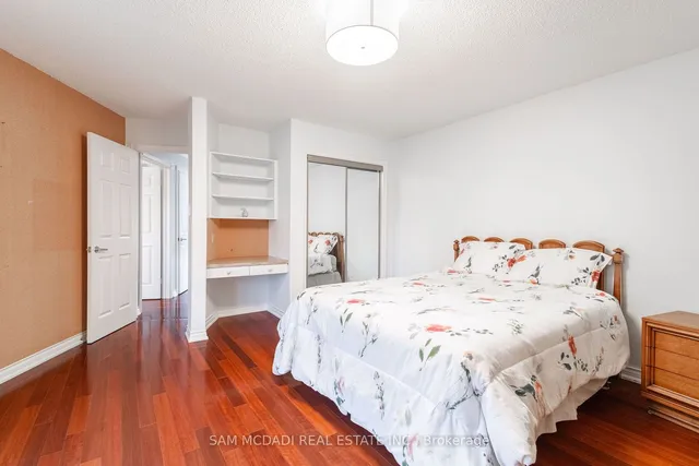 Additional property image - 4027 Lookout Crt