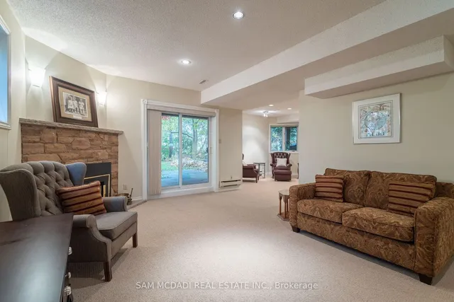 Additional property image - 4027 Lookout Crt