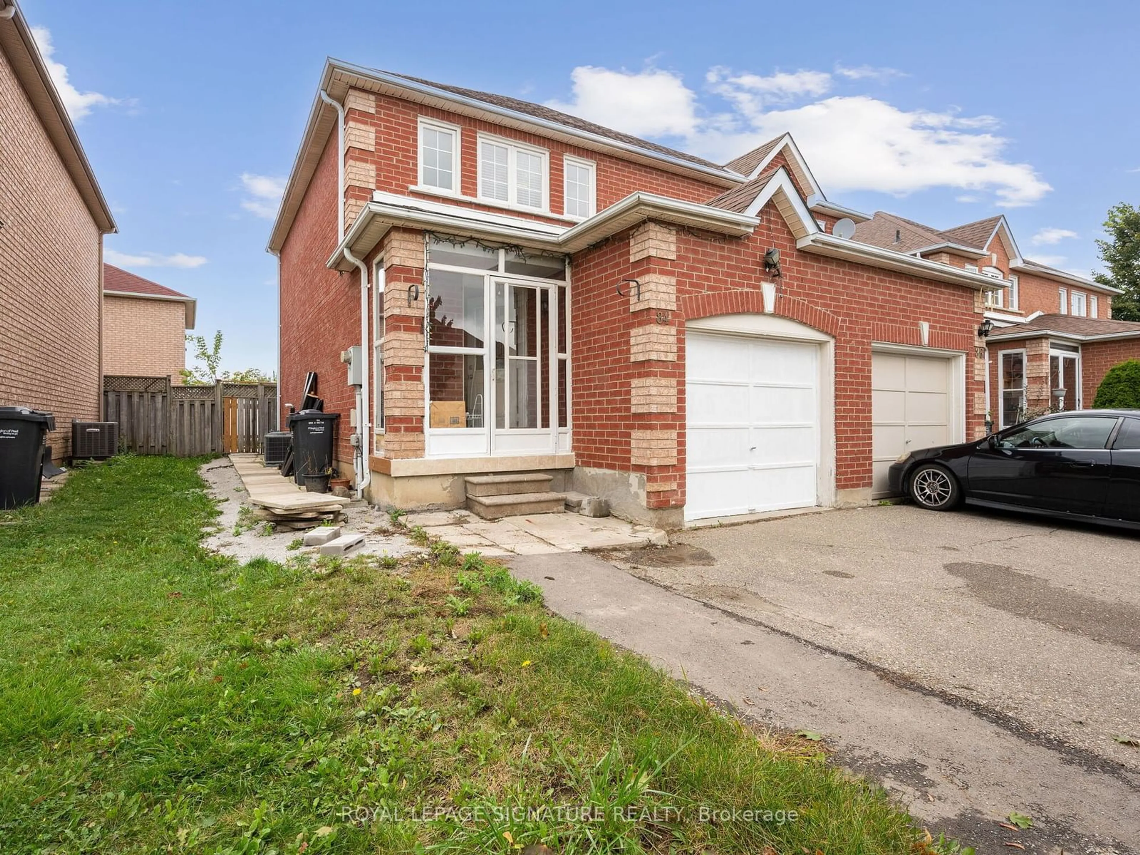 Frontside or backside of a home, the street view for 84 Carrie Cres, Brampton Ontario L6Y 4Y6