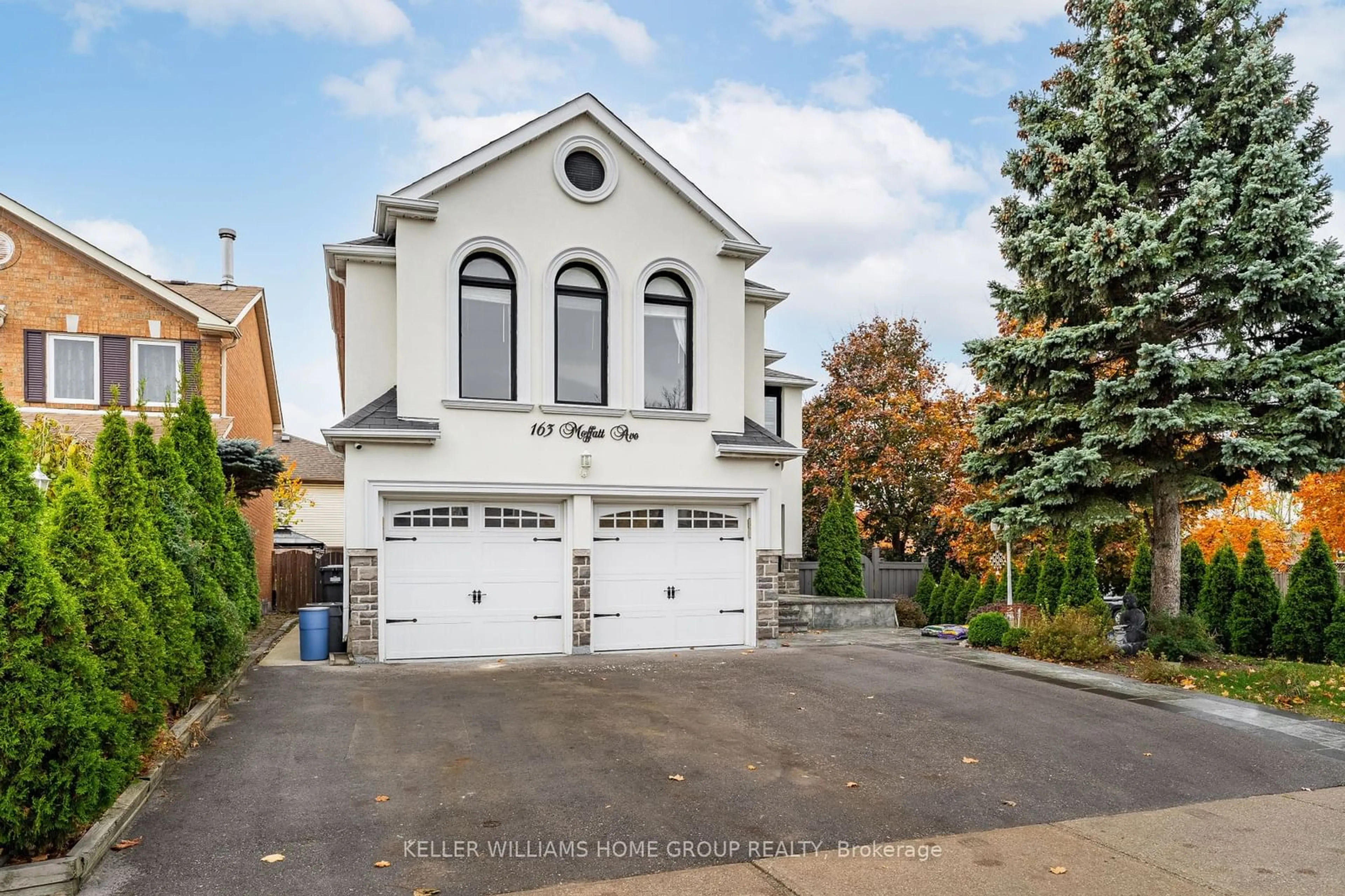 Frontside or backside of a home, the street view for 163 Moffatt Ave, Brampton Ontario L6Y 4R8