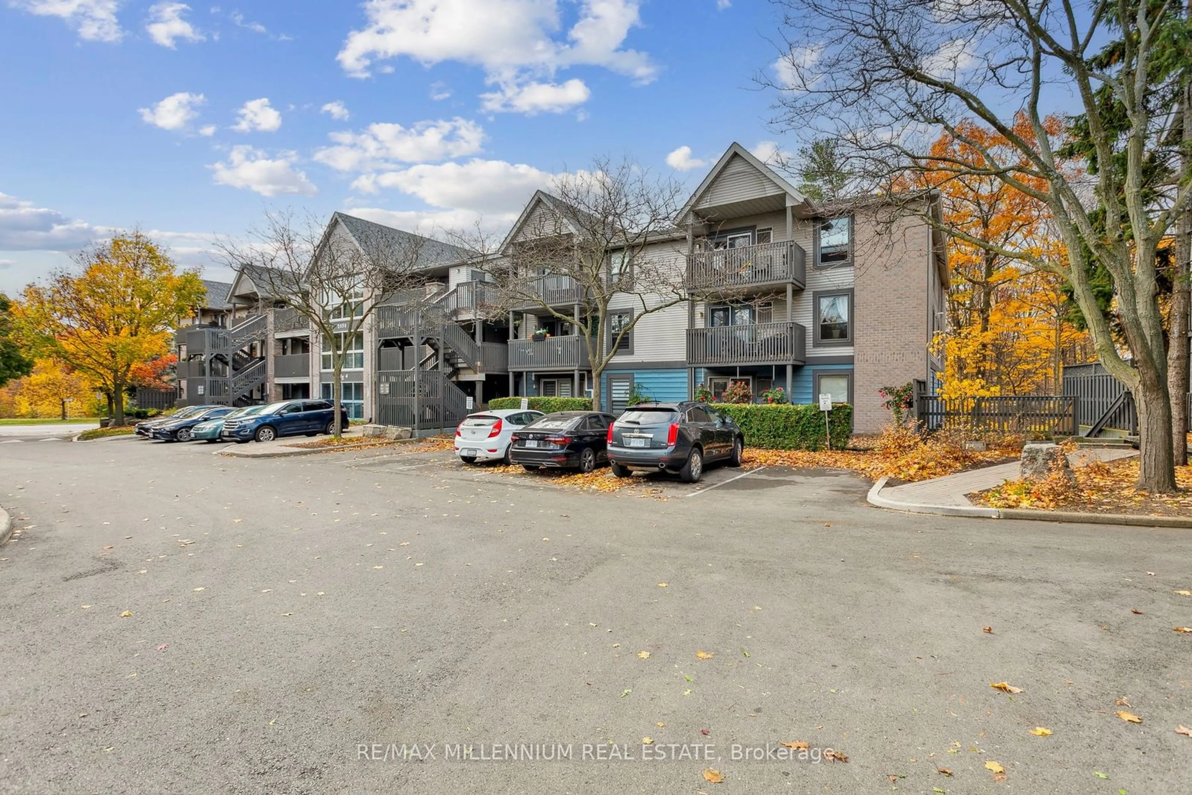 A pic from exterior of the house or condo, the street view for 2030 Cleaver Ave #119, Burlington Ontario L7M 4C3