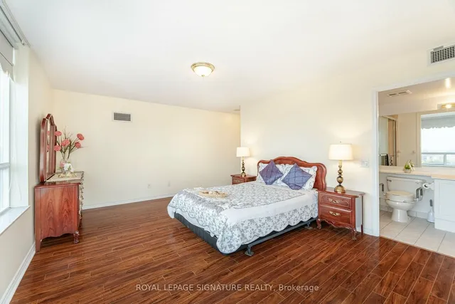 Additional property image - 35 Kingsbridge Garden Circ Unit 1705
