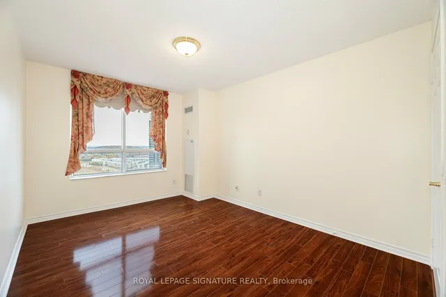 Additional property image - 35 Kingsbridge Garden Circ Unit 1705