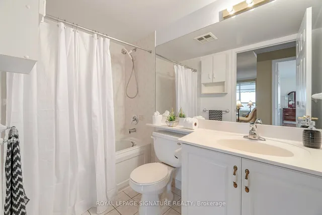 Additional property image - 35 Kingsbridge Garden Circ Unit 1705